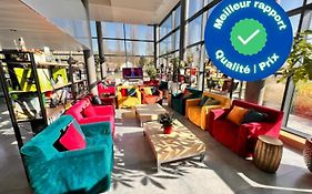 Campanile Metz Nord Woippy- Porte du Luxembourg A31- Sortie 34- Parking Gratuit- Accueil de Nuit